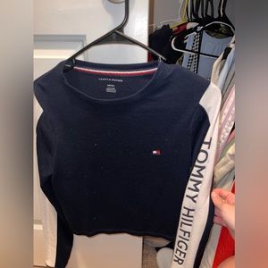 Cropped Tommy Hilfiger sweater